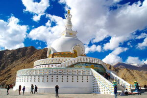 shanti stupa ladakh